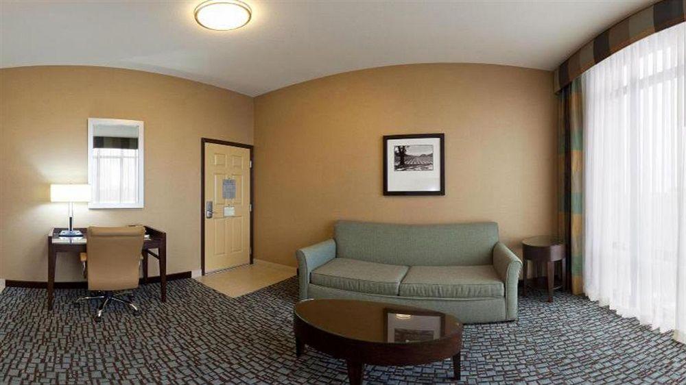 Holiday Inn Express & Suites Salinas, An Ihg Hotel Εξωτερικό φωτογραφία